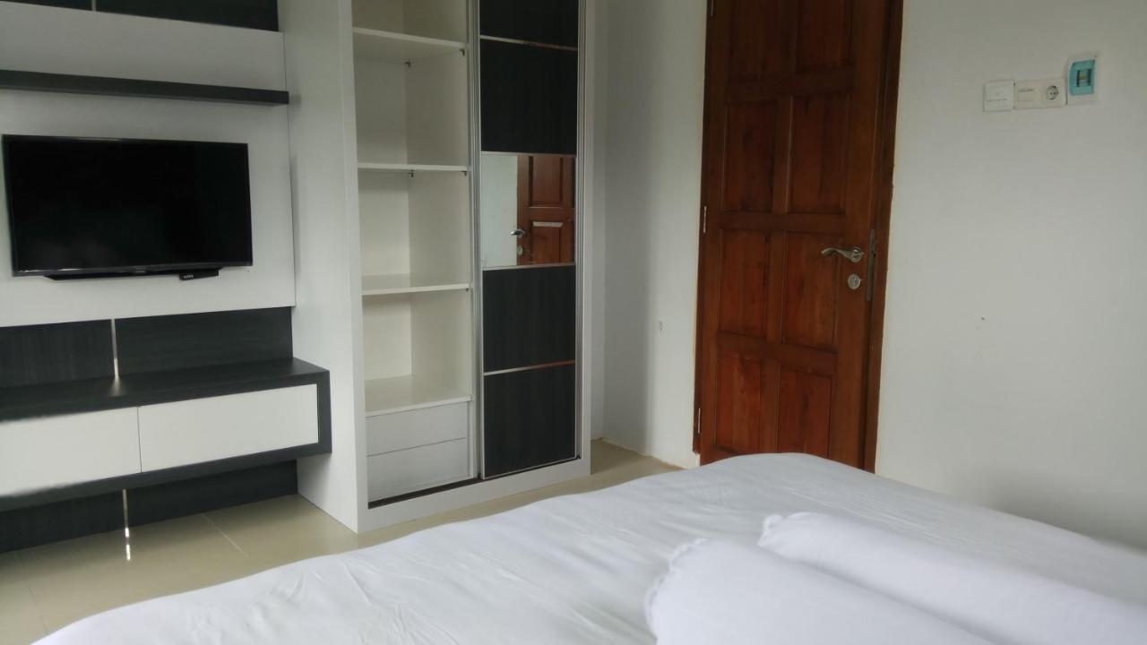 Azalia Residence Palembang Exterior photo